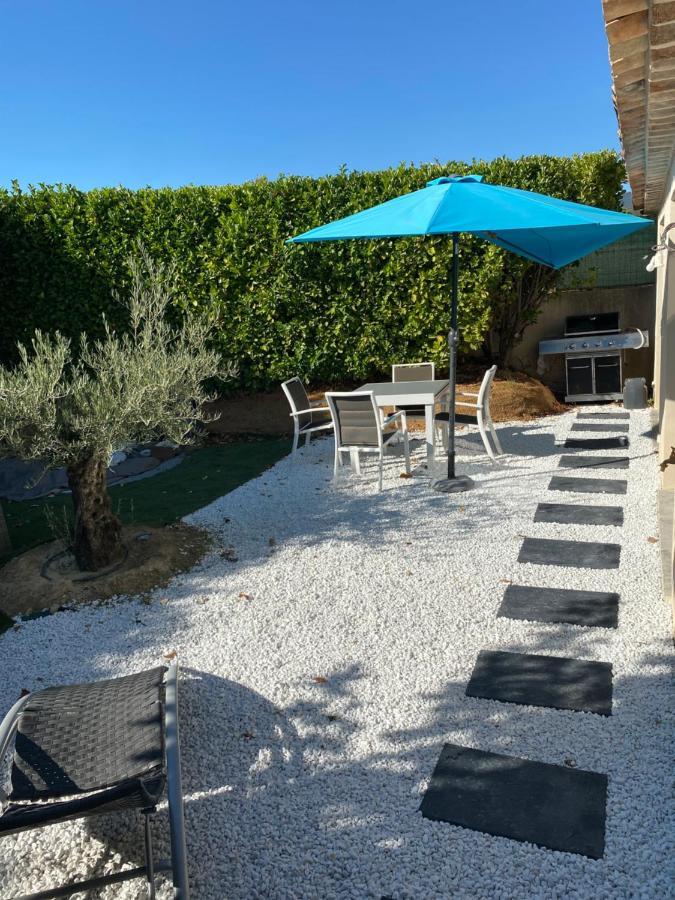 Petit Nid Douillet En Luberon Avec Spa Ansouis Eksteriør billede